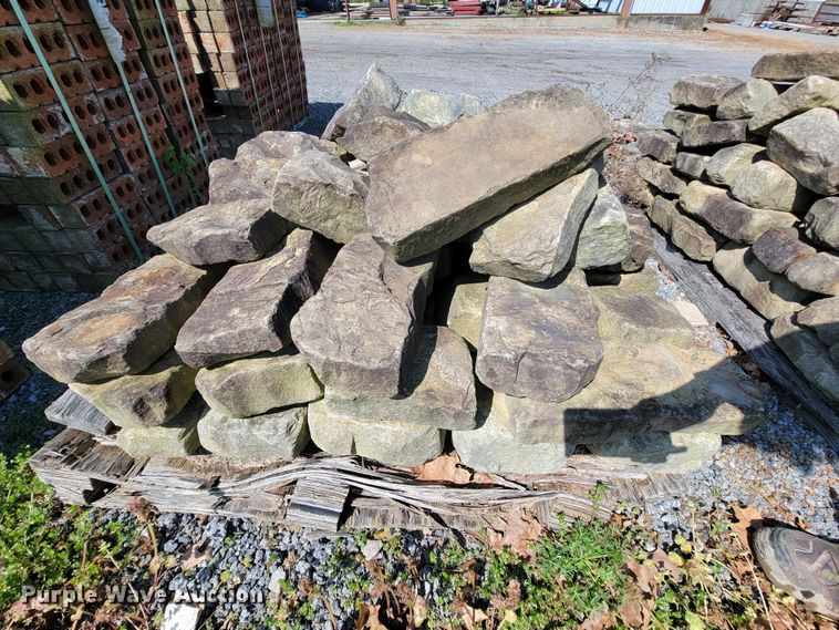 image for item IV9010 Natural rock