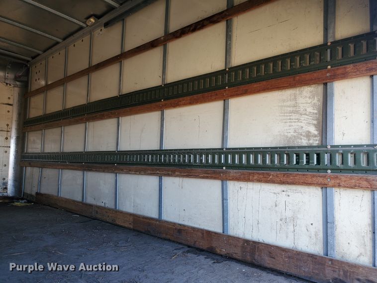 image for item IX9237 2006 GMC Savana G3500  box truck