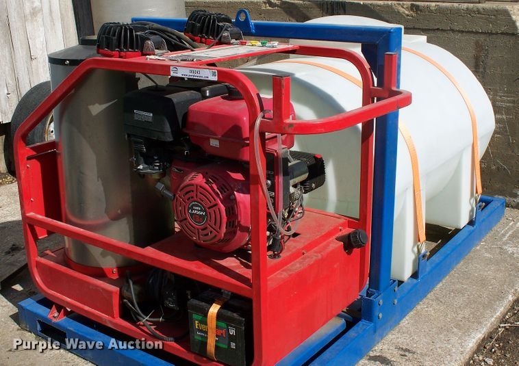 image for item IX9243 Suihe Blue Viper hot pressure washer