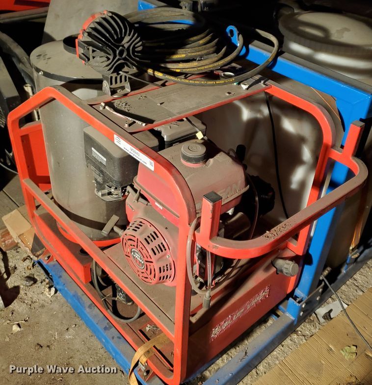 image for item IX9243 Suihe Blue Viper hot pressure washer