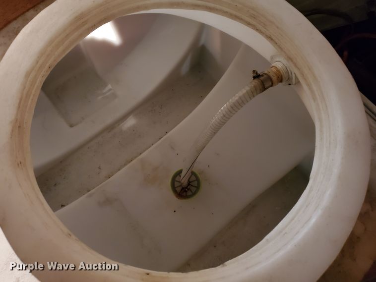 image for item IX9243 Suihe Blue Viper hot pressure washer