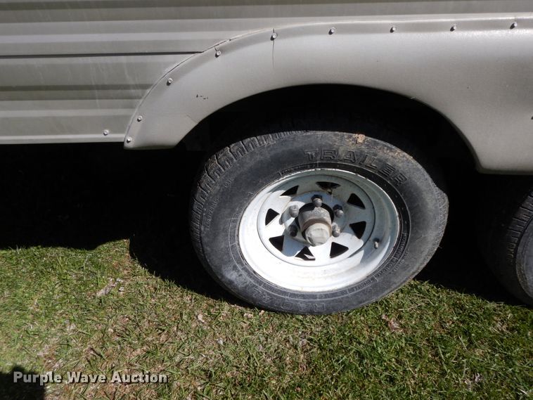 image for item IX9449 2004 Dutchmen 31B Sport  camper