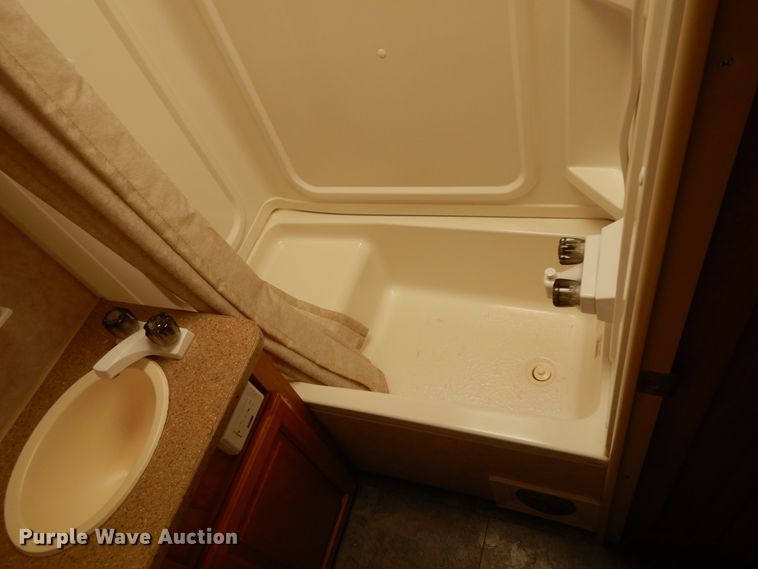 image for item IX9452 2008 Forest River Rockwood Ultra Elite  camper