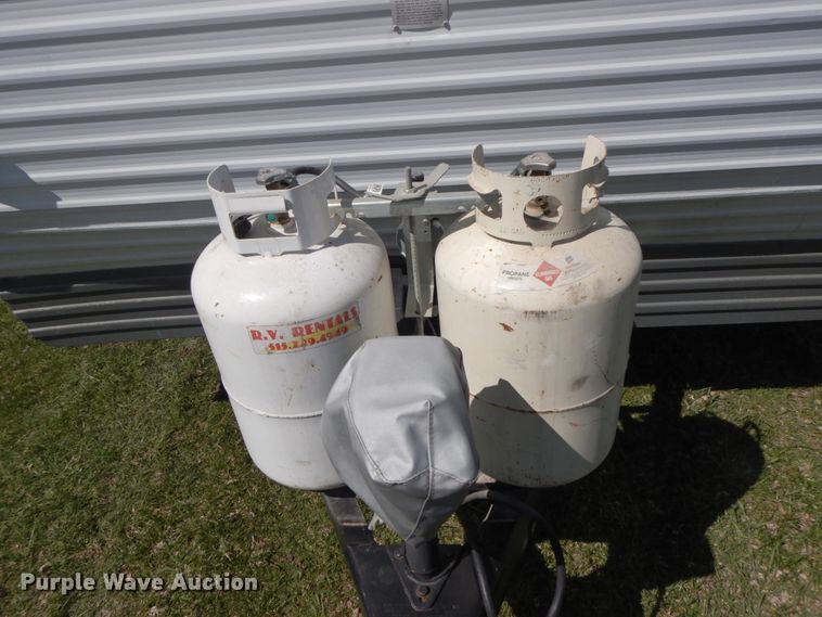 image for item IX9453 2004 Fleetwood Terry 320 DBHS  camper