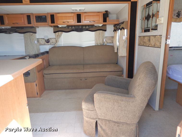 image for item IX9453 2004 Fleetwood Terry 320 DBHS  camper