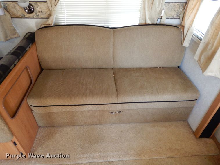 image for item IX9453 2004 Fleetwood Terry 320 DBHS  camper