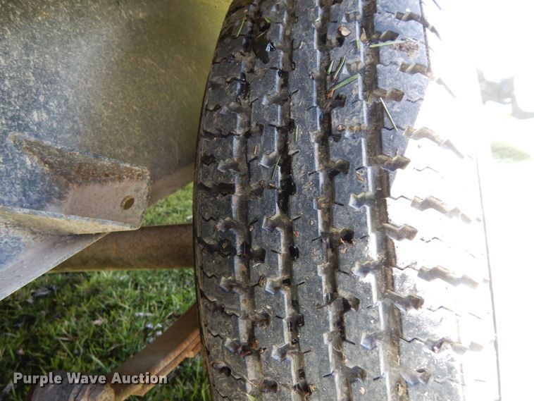 image for item IX9453 2004 Fleetwood Terry 320 DBHS  camper