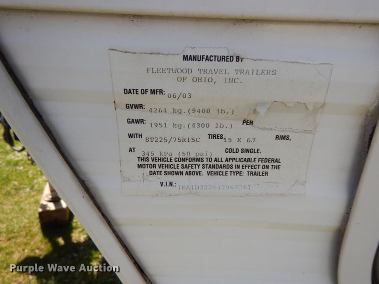 image for item IX9453 2004 Fleetwood Terry 320 DBHS  camper