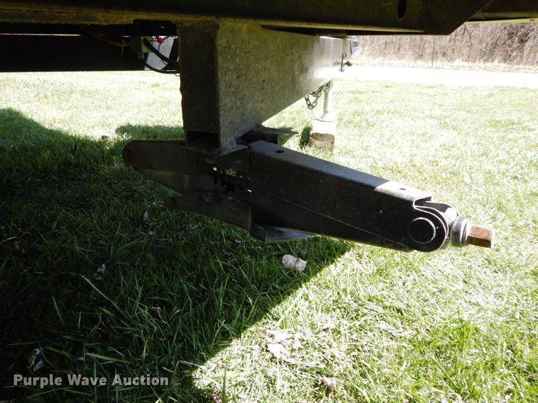 image for item IX9455 2003 Dutchmen 31B Sport  camper