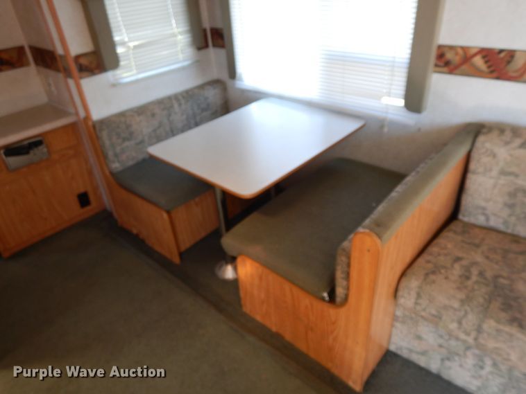 image for item IX9455 2003 Dutchmen 31B Sport  camper