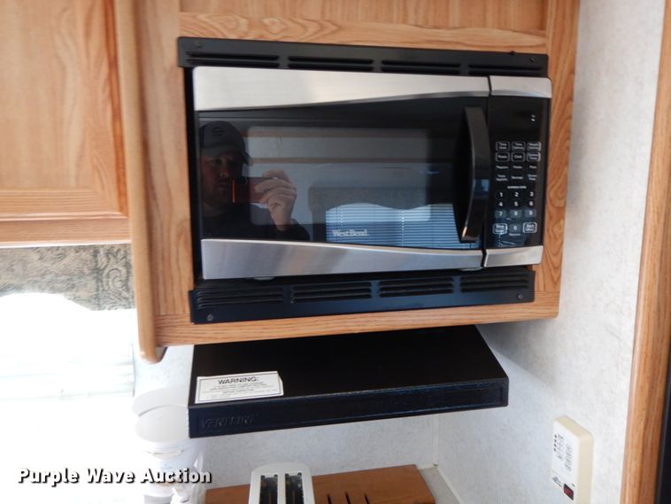 image for item IX9455 2003 Dutchmen 31B Sport  camper