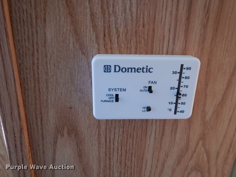 image for item IX9455 2003 Dutchmen 31B Sport  camper