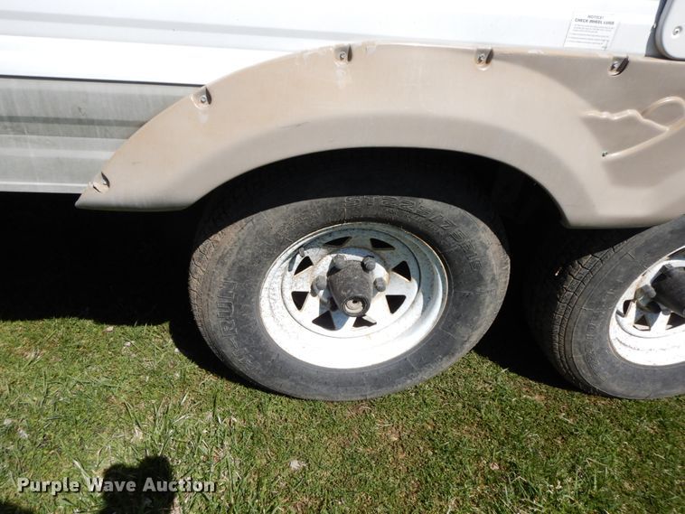 image for item IX9455 2003 Dutchmen 31B Sport  camper