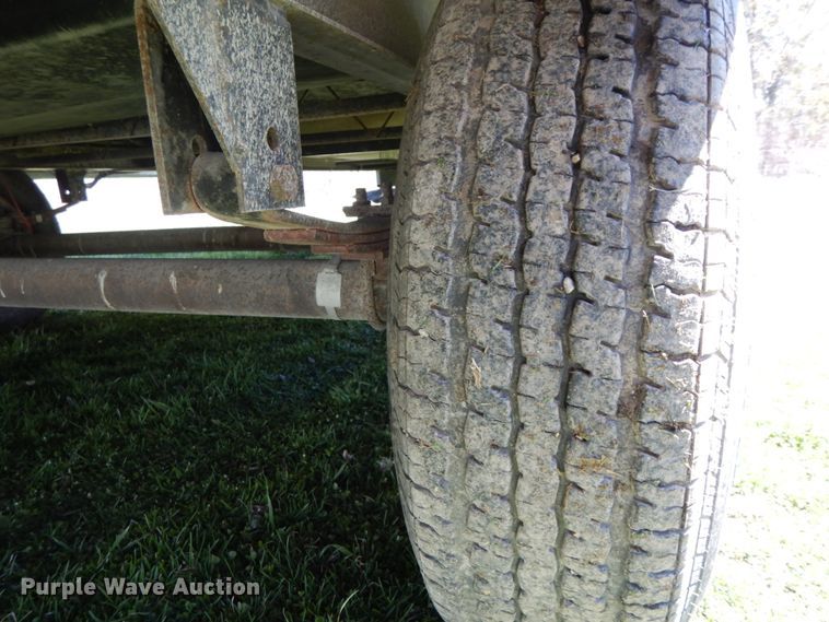 image for item IX9455 2003 Dutchmen 31B Sport  camper