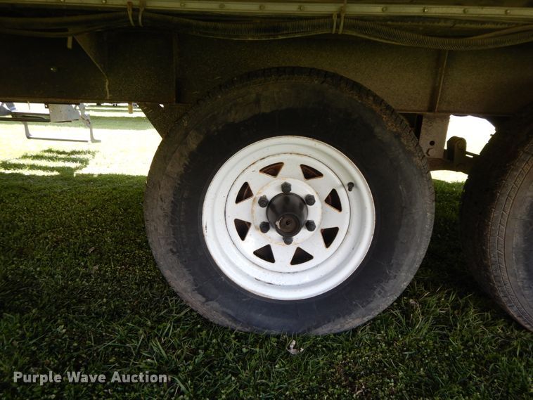 image for item IX9455 2003 Dutchmen 31B Sport  camper