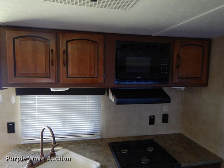 image for item IX9457 2014 Keystone Summerland 2670  camper