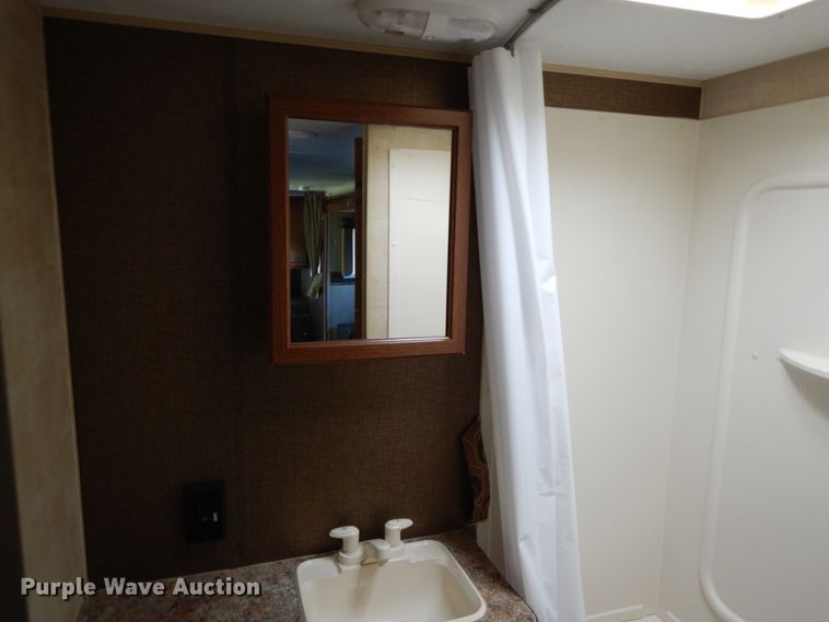 image for item IX9457 2014 Keystone Summerland 2670  camper