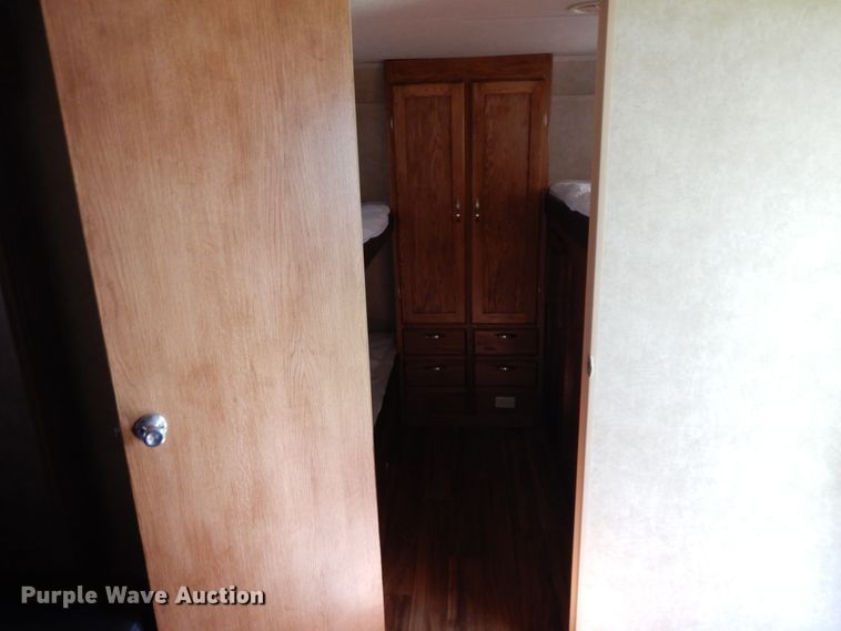 image for item IX9458 2014 Forest River Wildwood x Lite 291 FBXL  camper