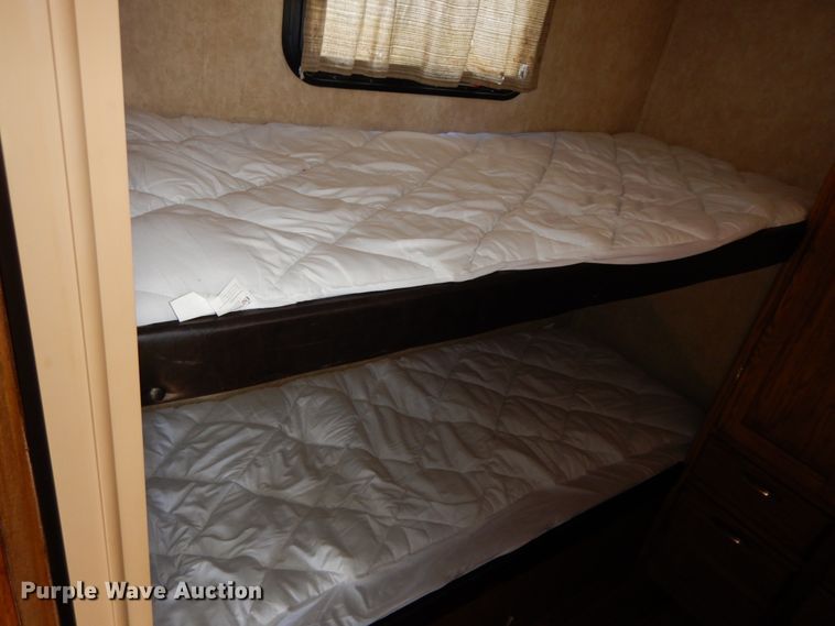 image for item IX9458 2014 Forest River Wildwood x Lite 291 FBXL  camper