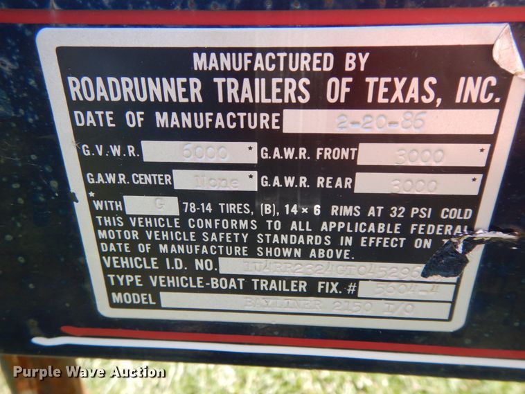 image for item IX9460 1988 Bayliner 2155 Sunbridge  boat