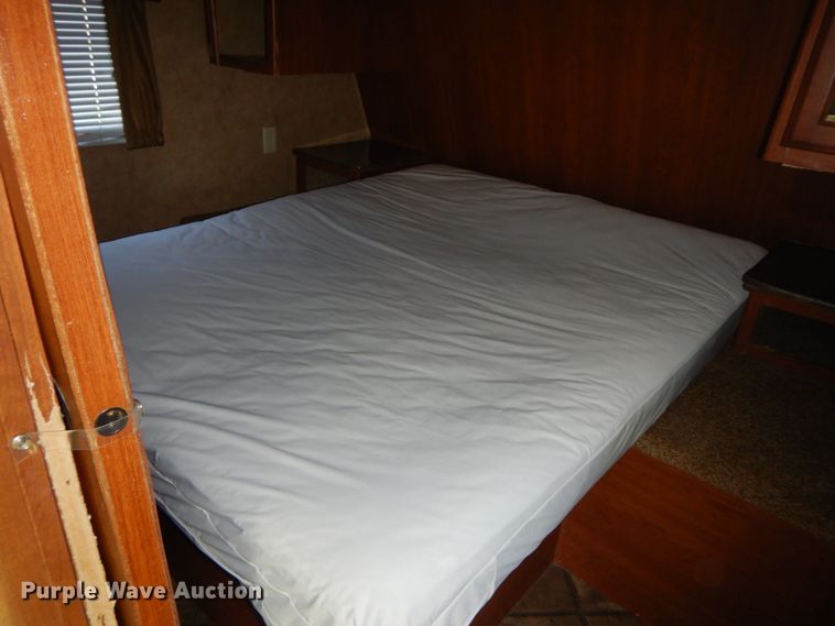 image for item IX9461 2013 Dutchmen 315BHDS  camper