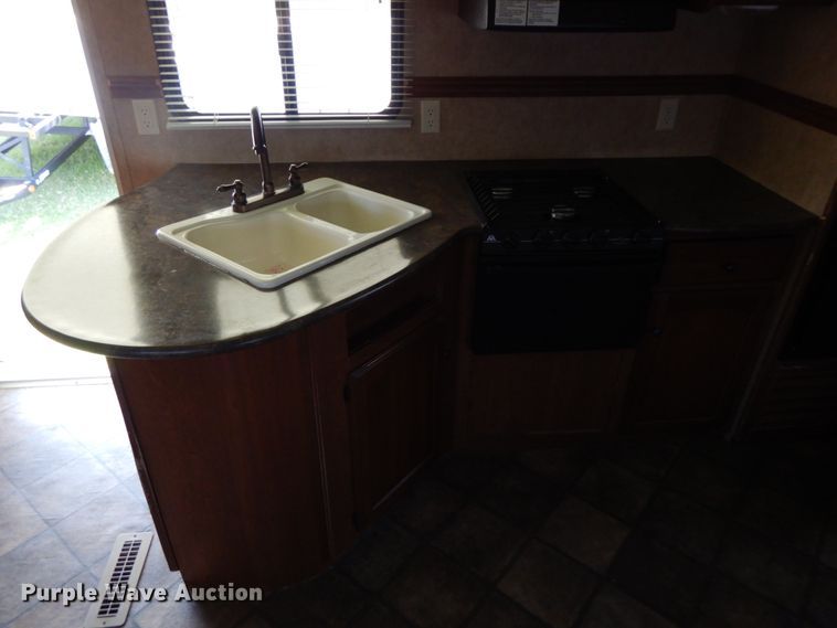 image for item IX9461 2013 Dutchmen 315BHDS  camper