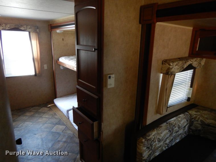 image for item IX9461 2013 Dutchmen 315BHDS  camper