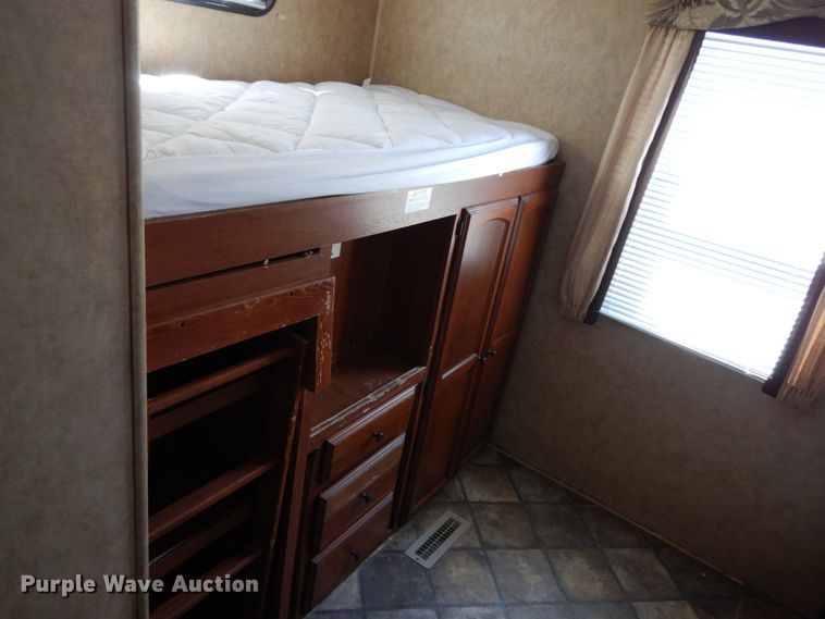 image for item IX9461 2013 Dutchmen 315BHDS  camper