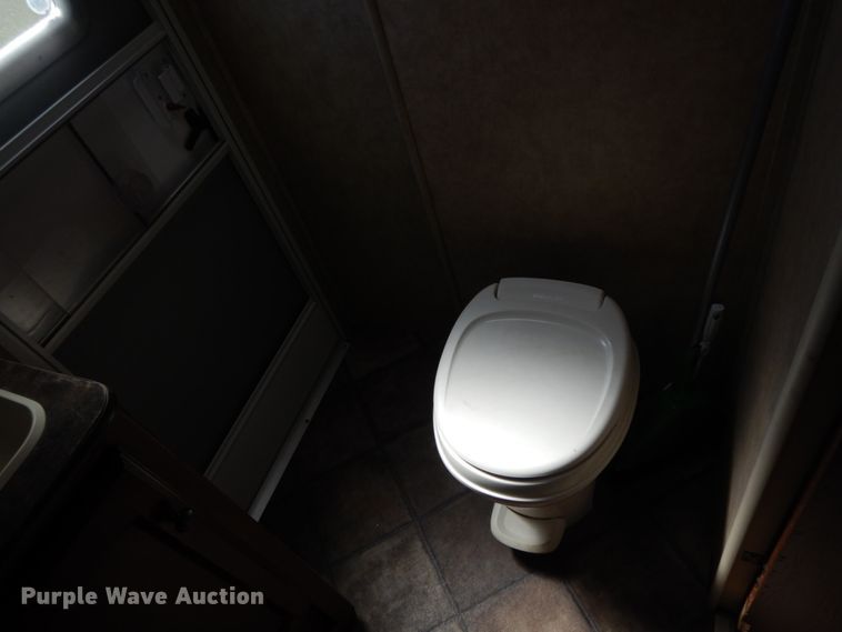 image for item IX9461 2013 Dutchmen 315BHDS  camper