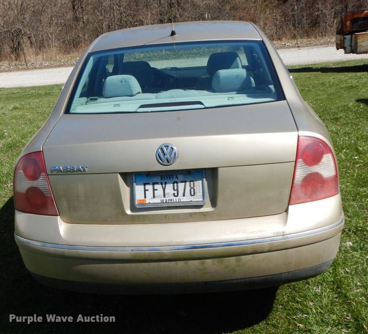image for item IX9462 2001 Volkswagen Passat