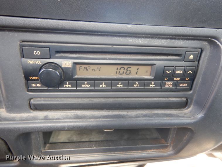 image for item IX9494 2006 Isuzu NQR  flatbed truck