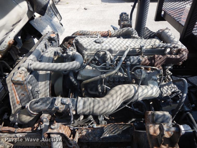 image for item IX9494 2006 Isuzu NQR  flatbed truck