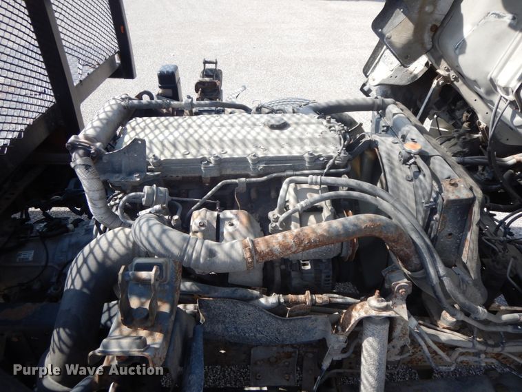 image for item IX9494 2006 Isuzu NQR  flatbed truck