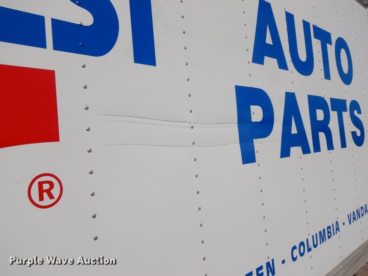 image for item IX9495 2001 Isuzu NPR  box truck