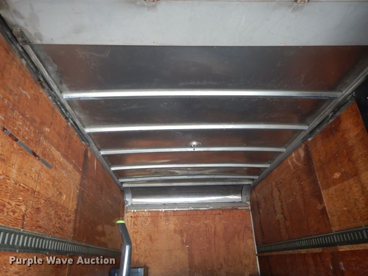 image for item IX9495 2001 Isuzu NPR  box truck