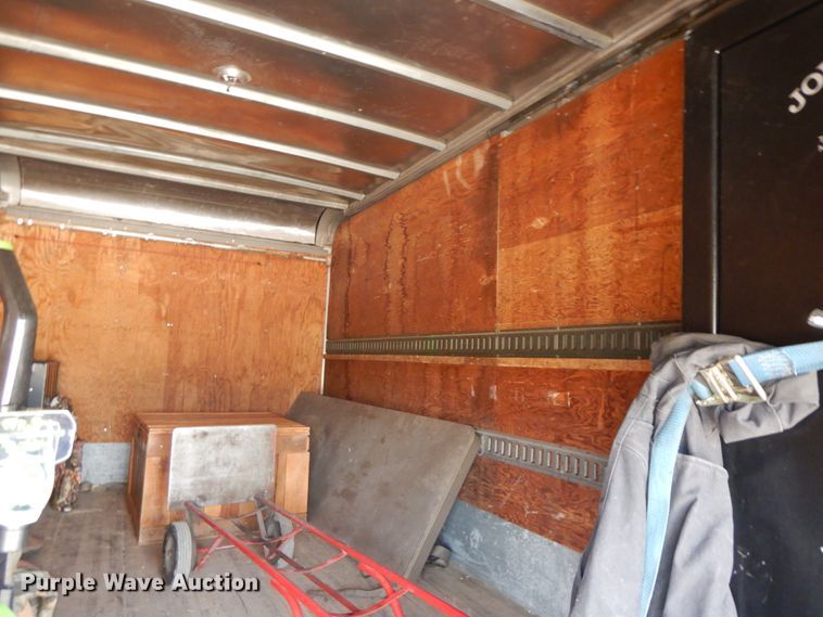 image for item IX9495 2001 Isuzu NPR  box truck