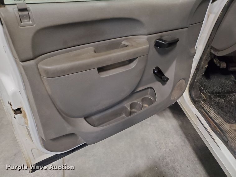 image for item IX9767 2011 Chevrolet Silverado 1500  pickup truck