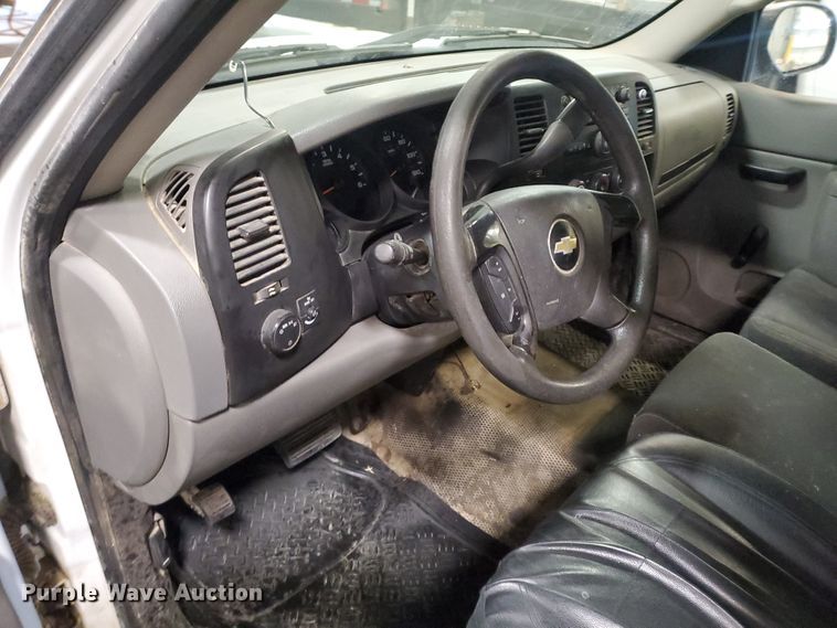 image for item IX9767 2011 Chevrolet Silverado 1500  pickup truck