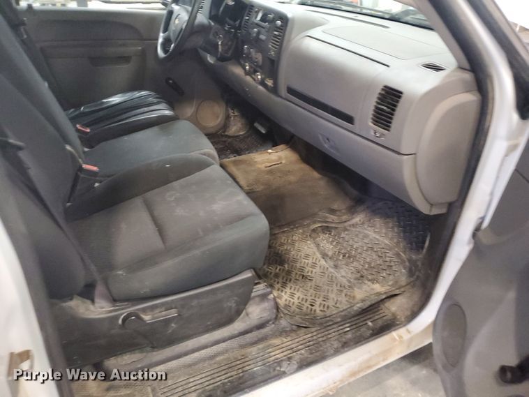 image for item IX9767 2011 Chevrolet Silverado 1500  pickup truck