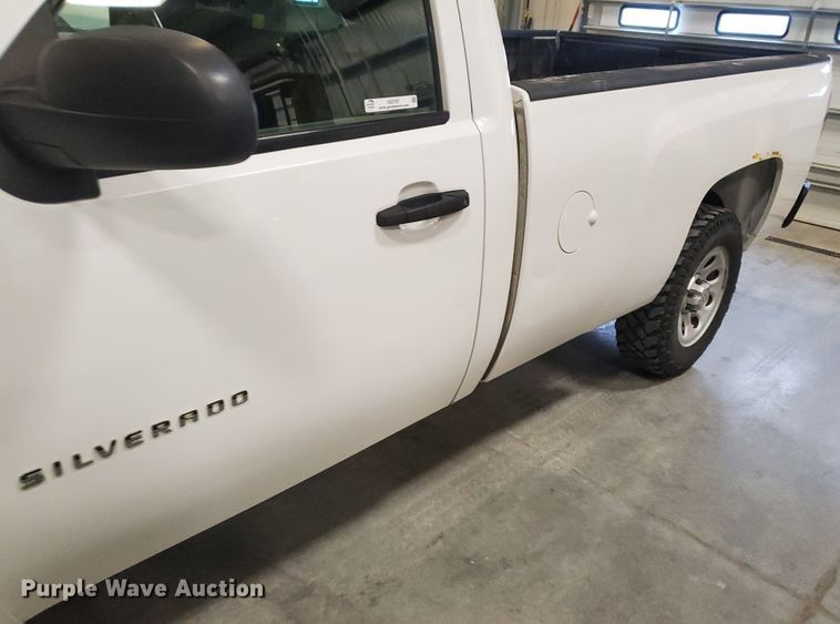 image for item IX9767 2011 Chevrolet Silverado 1500  pickup truck