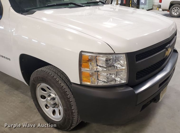 image for item IX9767 2011 Chevrolet Silverado 1500  pickup truck