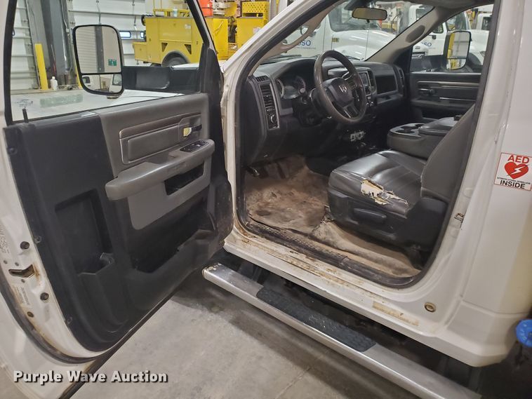 image for item IX9768 2013 Dodge Ram 5500HD  bucket truck