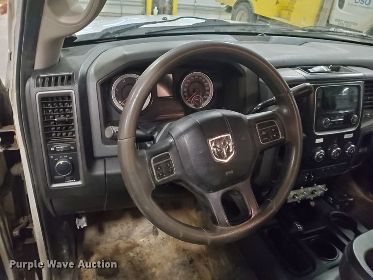 image for item IX9768 2013 Dodge Ram 5500HD  bucket truck