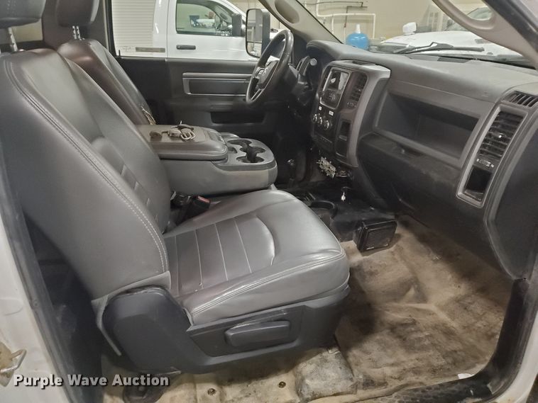 image for item IX9768 2013 Dodge Ram 5500HD  bucket truck