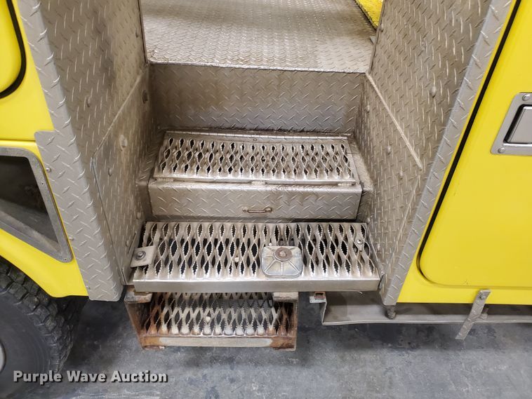 image for item IX9768 2013 Dodge Ram 5500HD  bucket truck