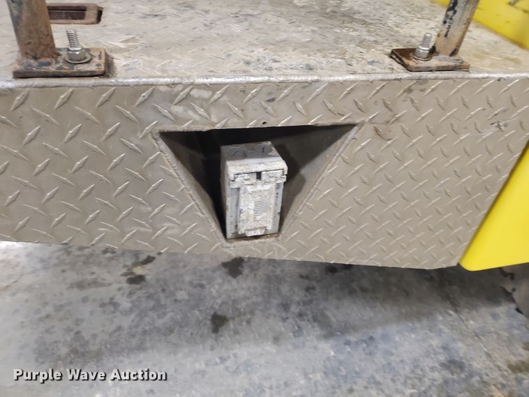 image for item IX9768 2013 Dodge Ram 5500HD  bucket truck