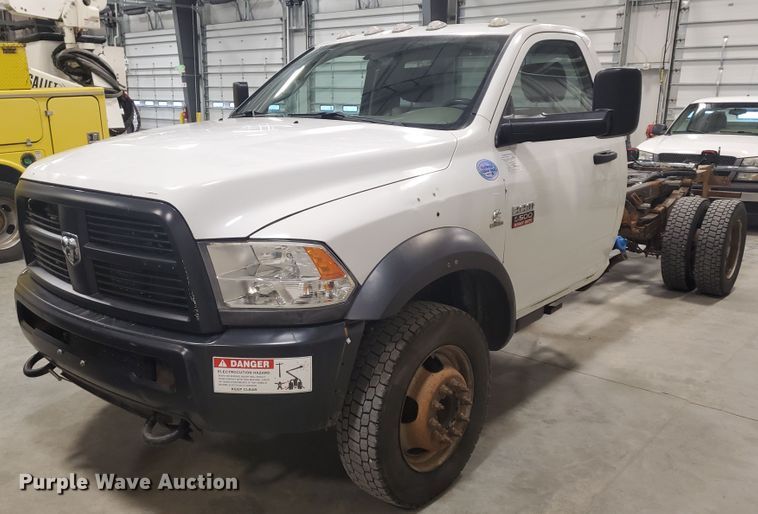 image for item IX9769 2012 Dodge Ram 5500HD  truck cab and chassis