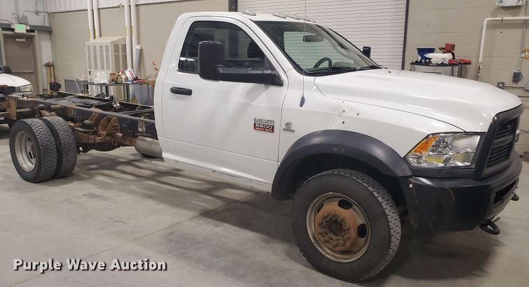 image for item IX9769 2012 Dodge Ram 5500HD  truck cab and chassis