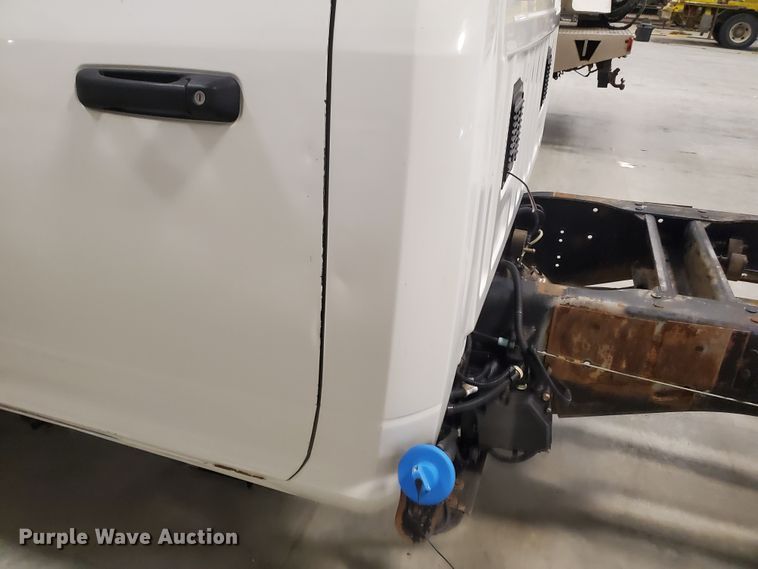image for item IX9769 2012 Dodge Ram 5500HD  truck cab and chassis