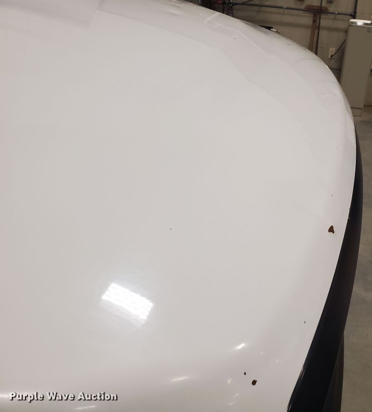 image for item IX9769 2012 Dodge Ram 5500HD  truck cab and chassis